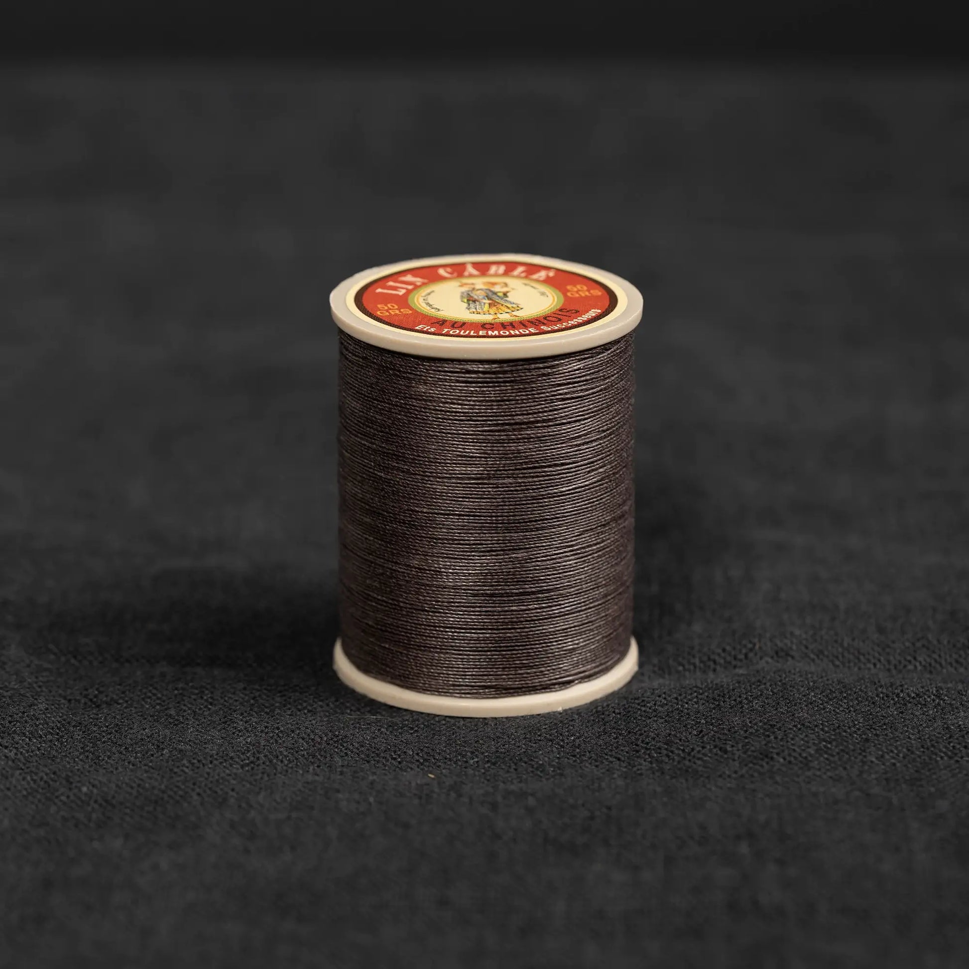 Fil Au Chinois #532 - 901 Dark Brown (0.57mm) Waxed Linen Thread  "Lin Cable" Made in France